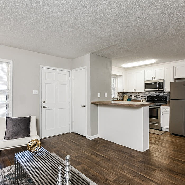 The Cove Apartment Homes – photo 2