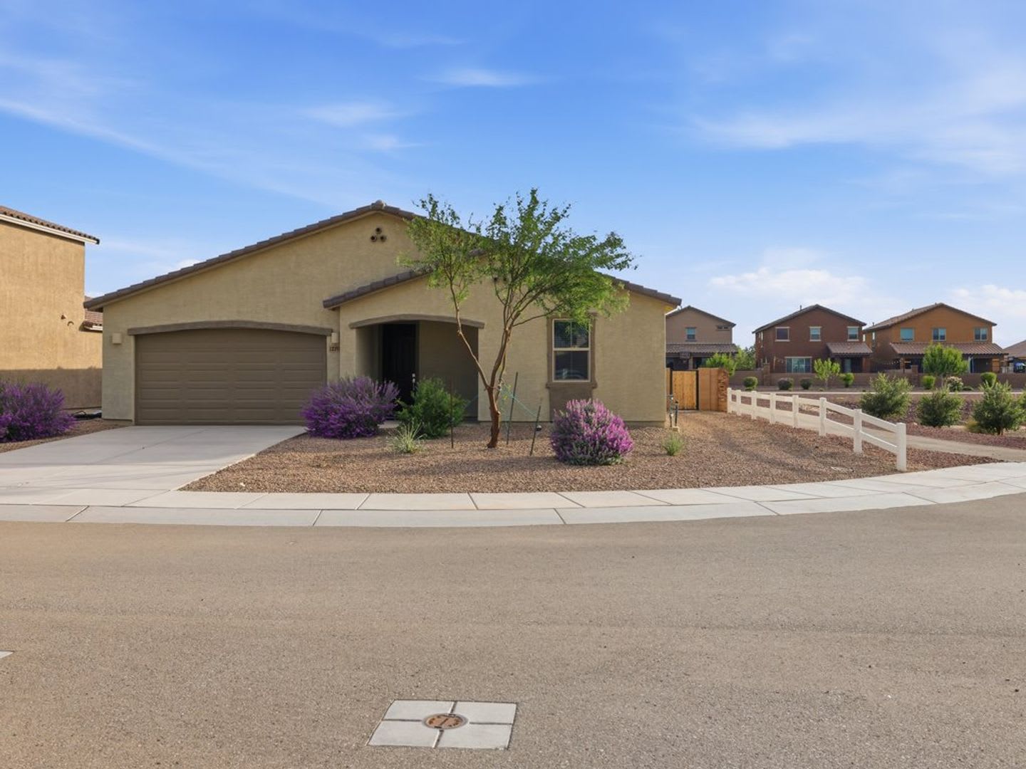 Spacious 4-Bedroom Home in Gladden Farms with Modern Features & Community Amenities! – photo 2