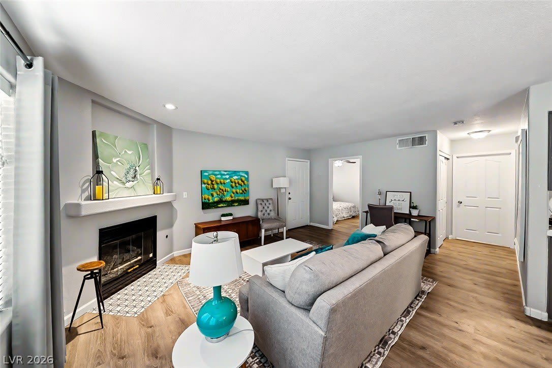 700 Capri Drive – photo 4