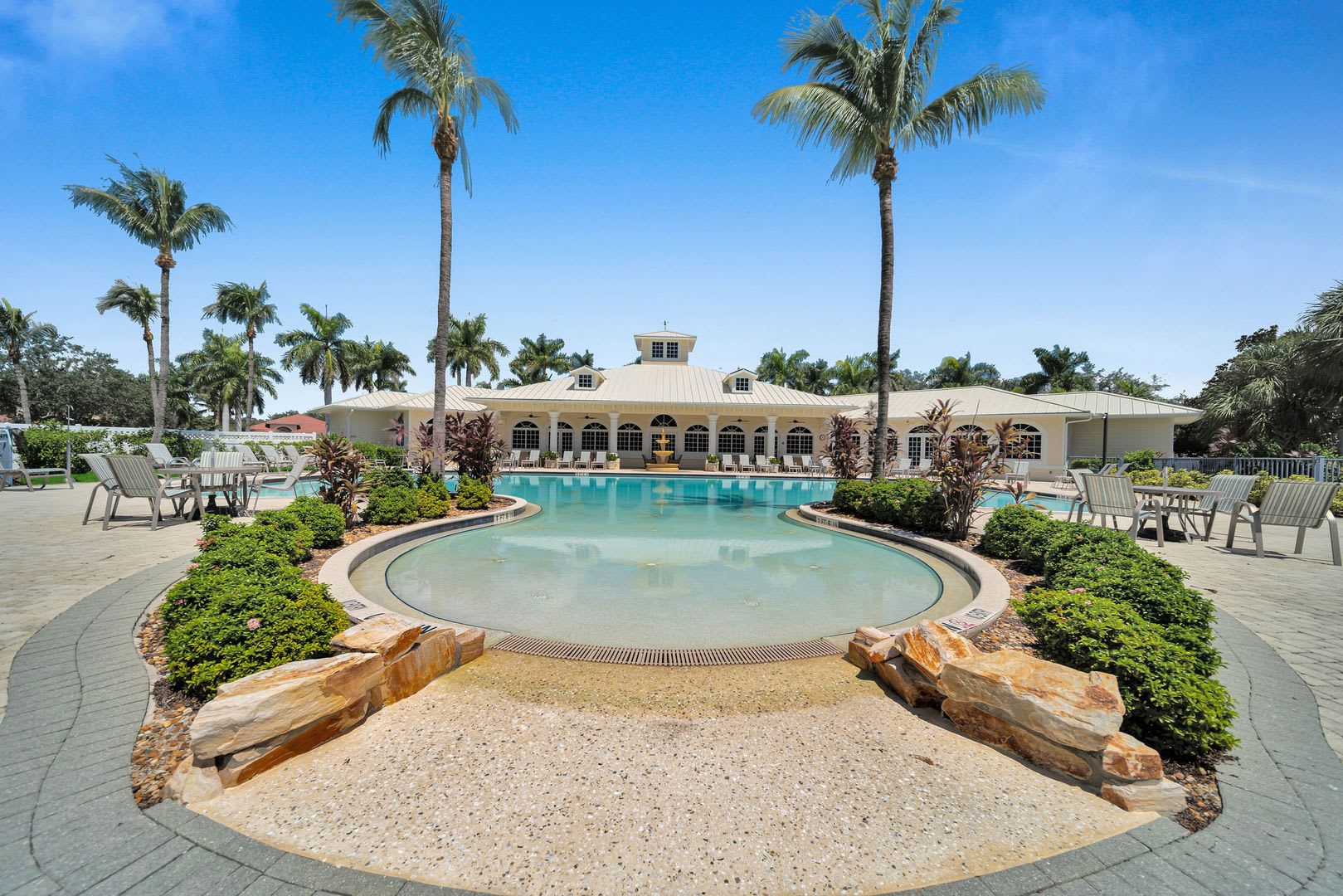 Serene Lakefront Living At Moody River Estates In North Fort Myers Your Dream Home Awaits 2Bed Den 2Bath Fully Furnished – photo 5