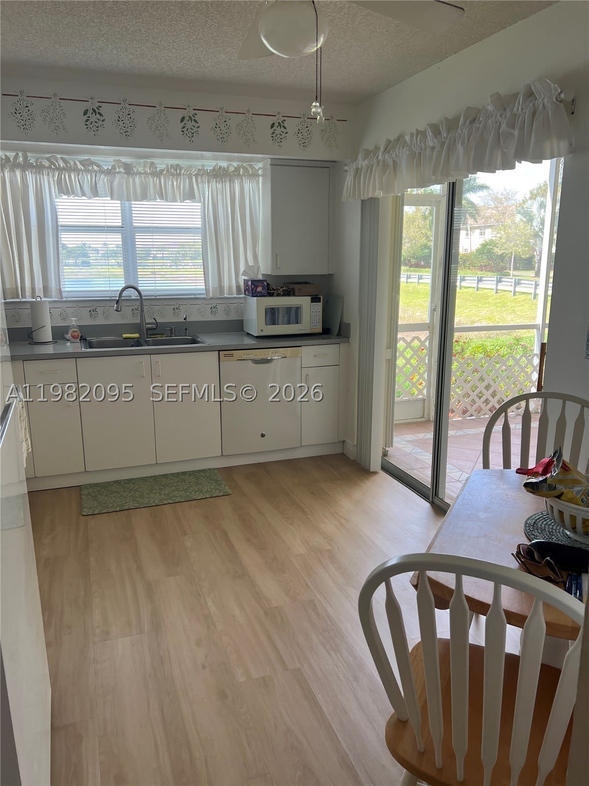 2525 SE 19th Pl – photo 4