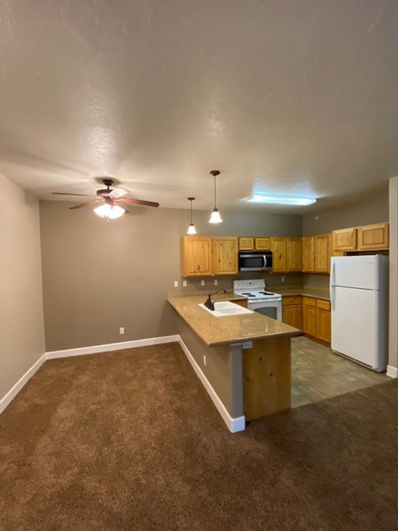 PHEASANT RUN CONDO (PR#5) – photo 4