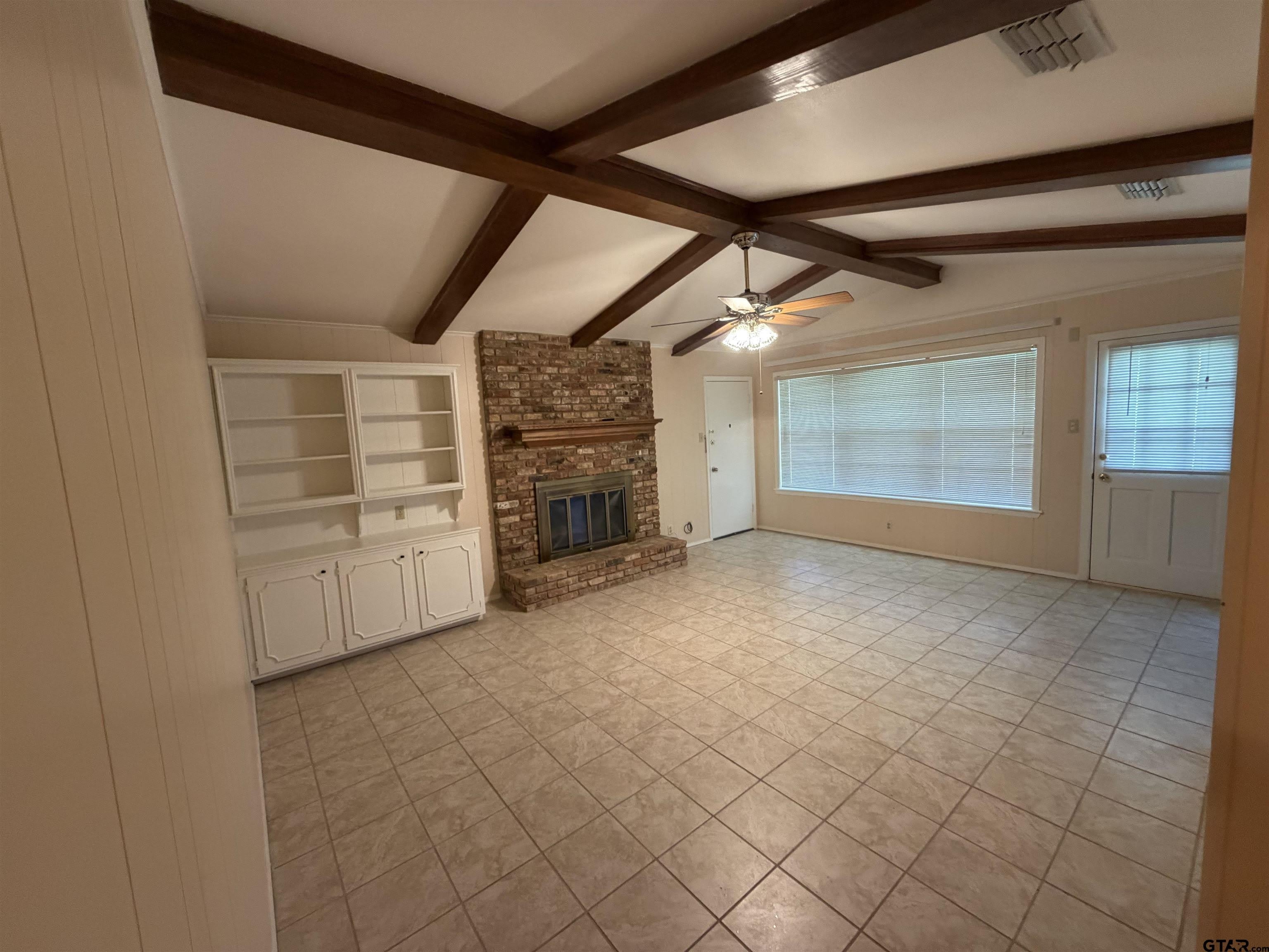1311 Larkspur – photo 4