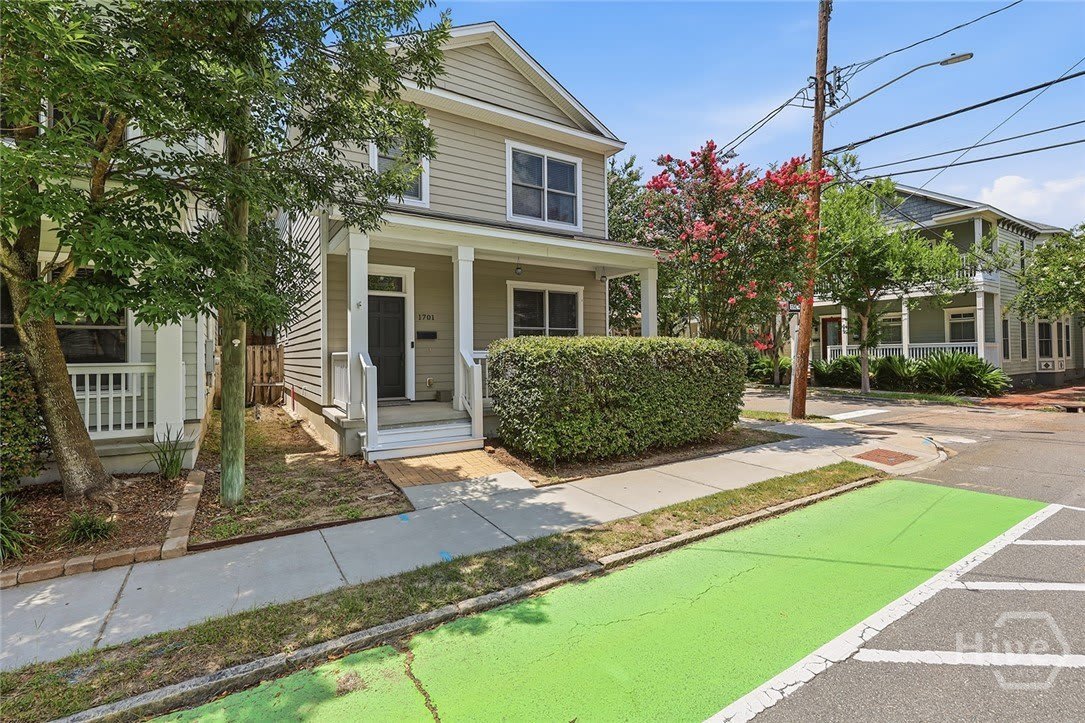1701 Lincoln Street – photo 2