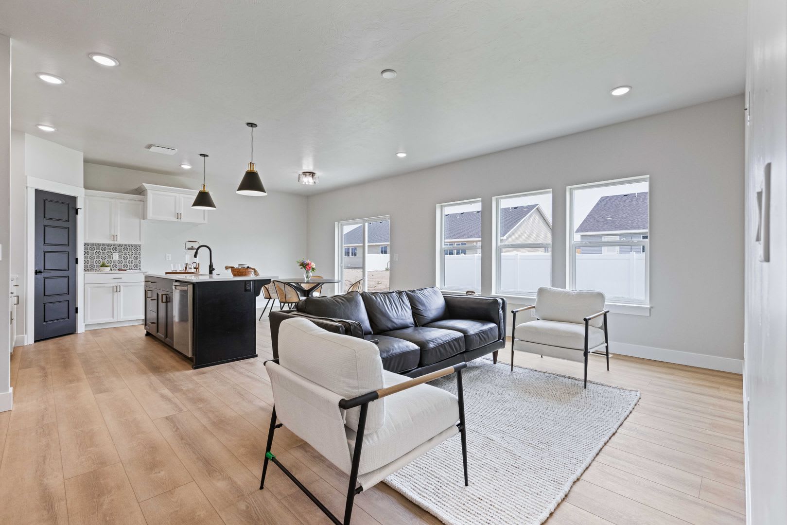 MODERN 3 Bed 2 Bath Twin Home in Sugar City! – photo 2