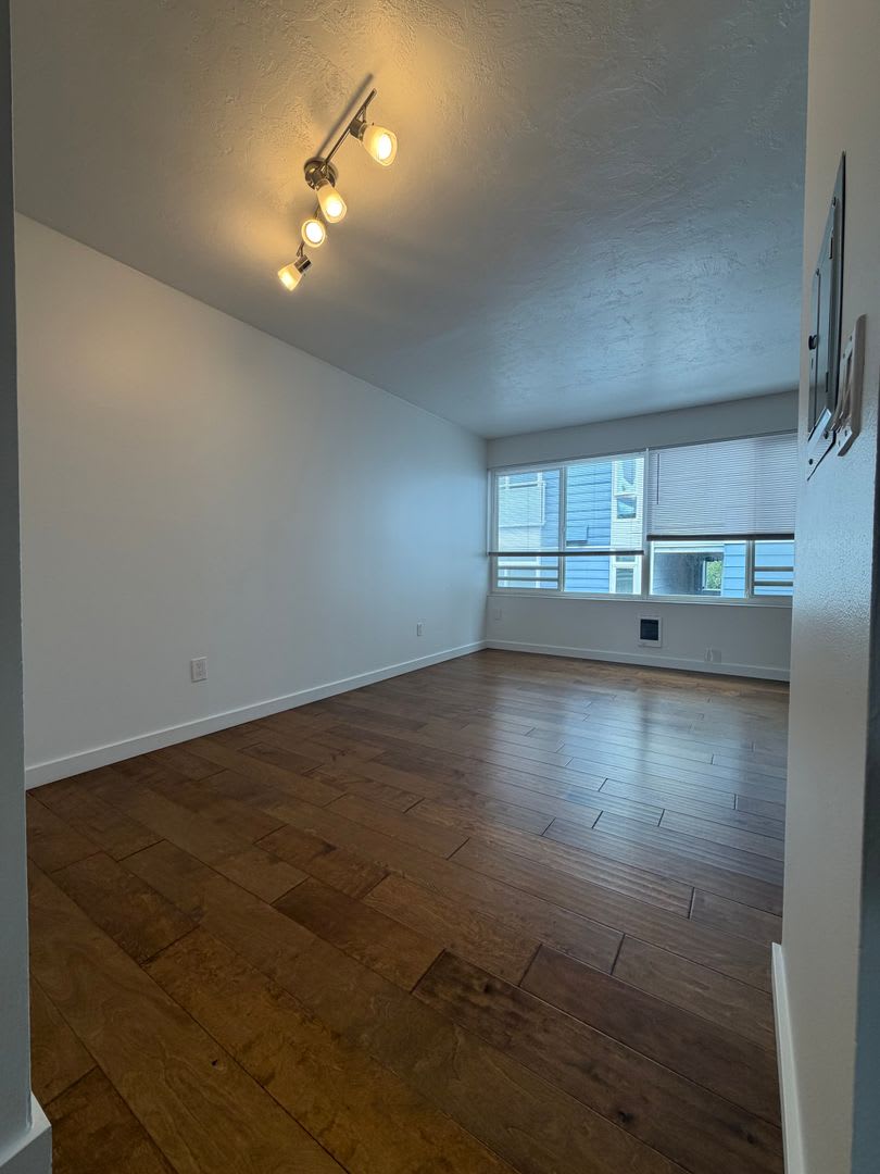 Bellevue Manor Apartments – photo 4