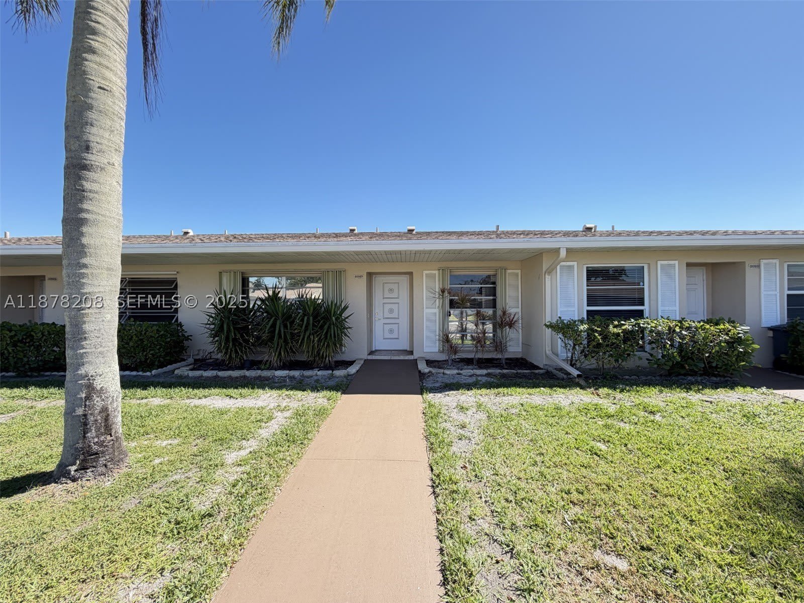20927 Sedgewick Dr – photo 1