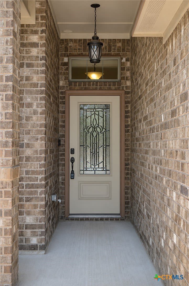 7609 Zircon Drive – photo 2