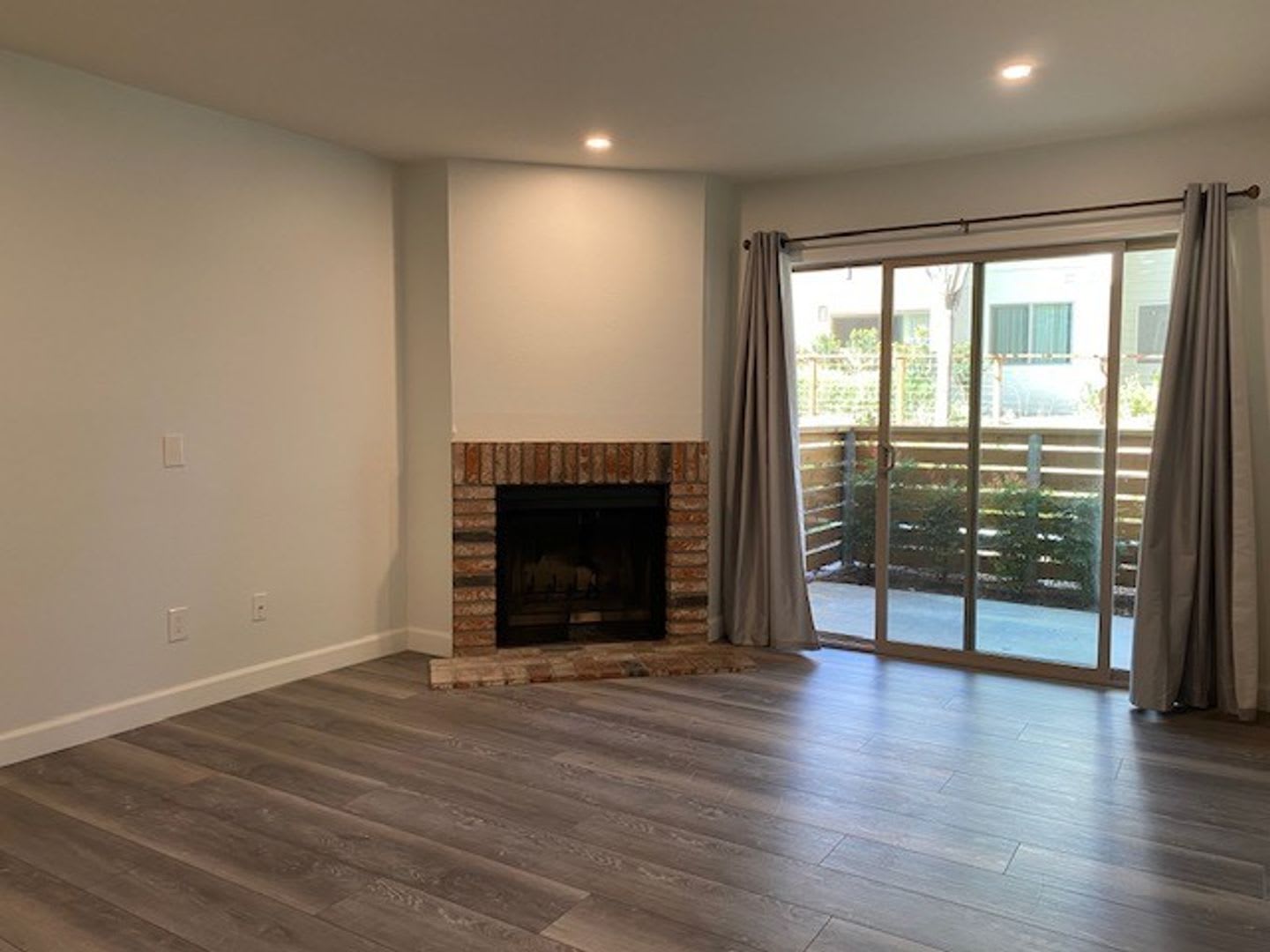 Peaceful Coastal Living in Encinitas – photo 2