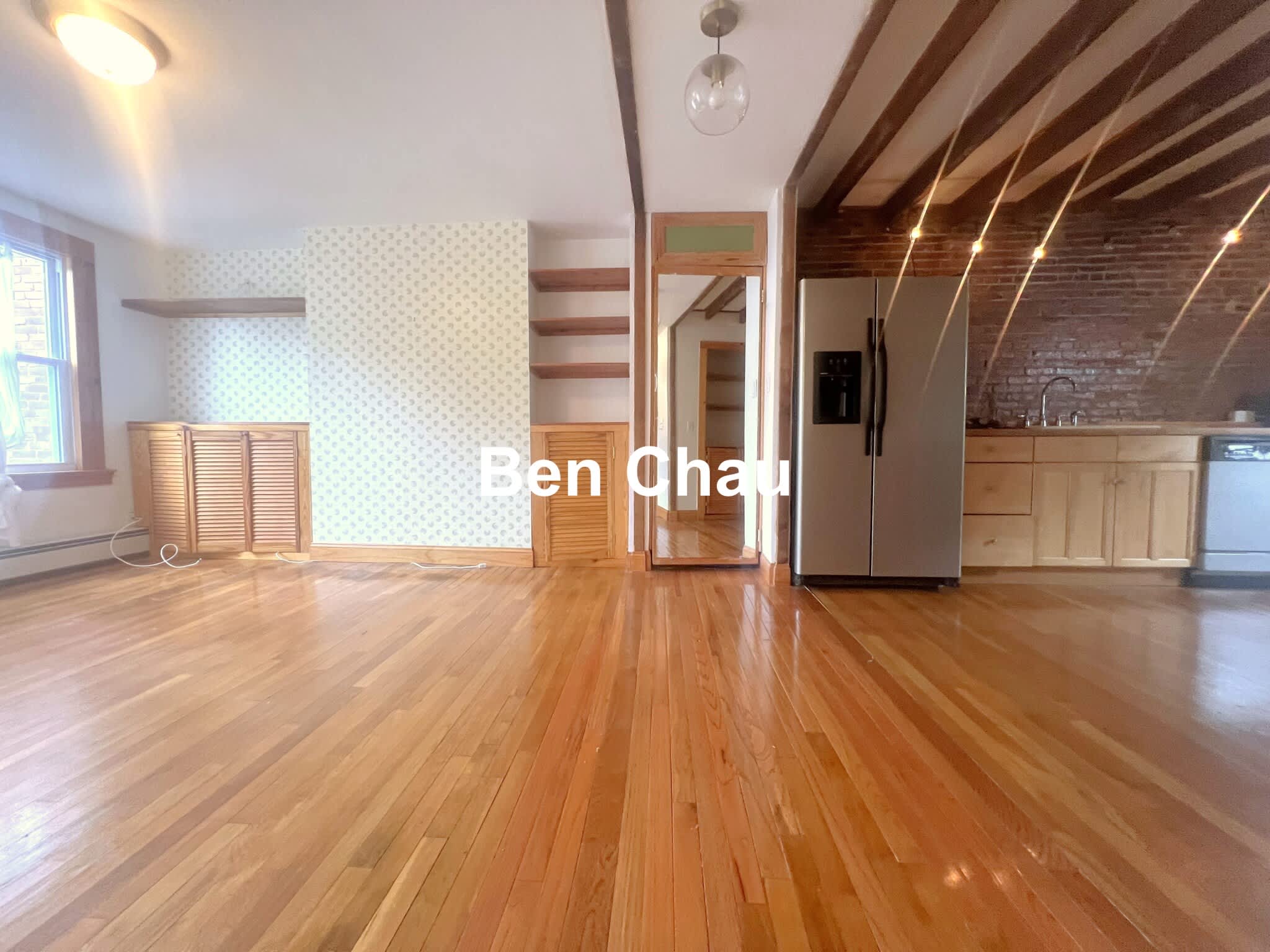 202 Harvard St – photo 1