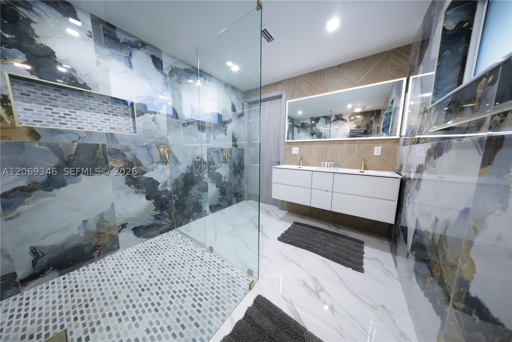 1230 NE 89th St – photo 4