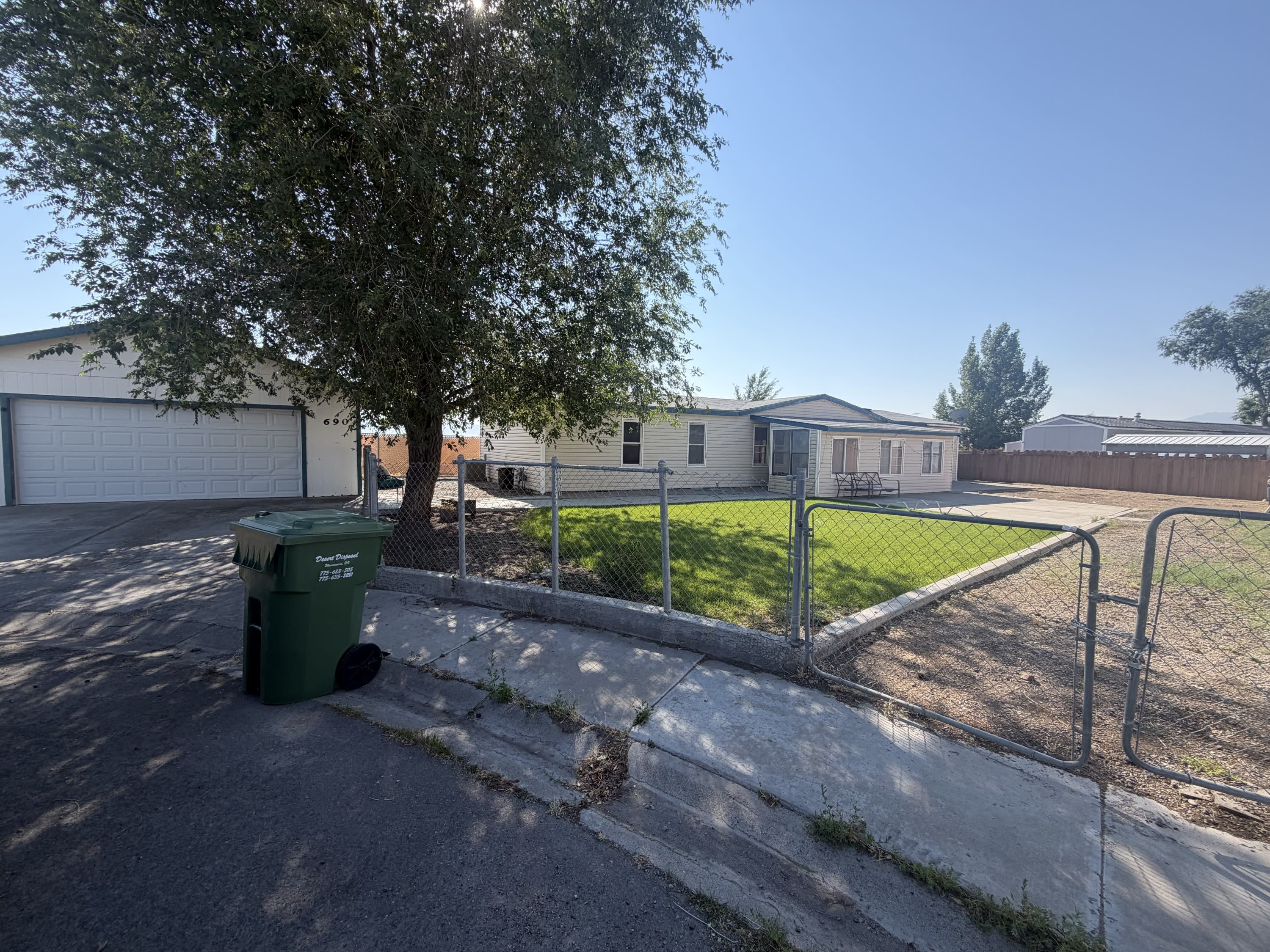 690 Maple Court – photo 1