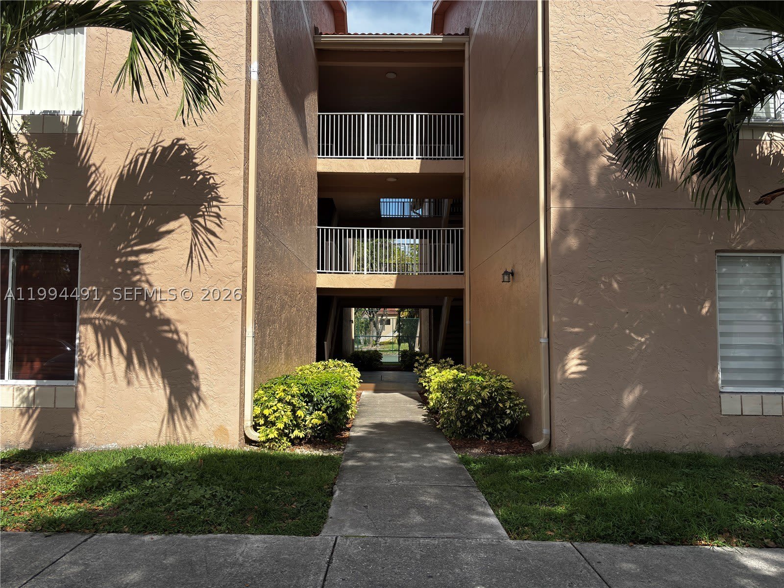 10521 SW 158th Ct – photo 3