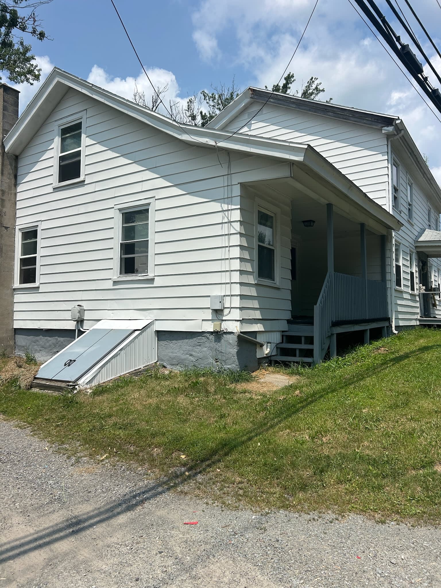 1297 Lakeland Drive – photo 2