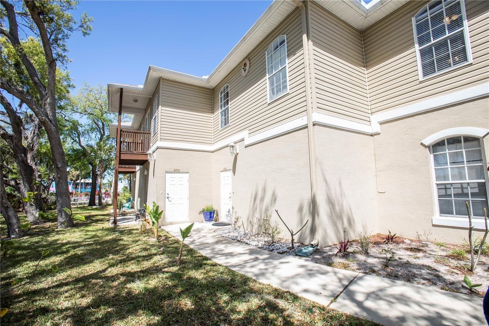 4751 W MARINE PARKWAY – photo 1