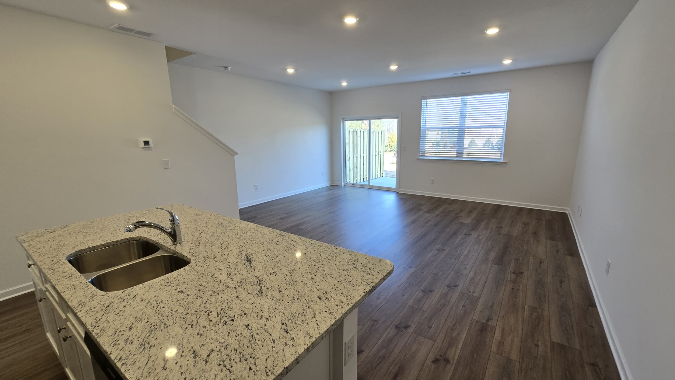 209 Kenoot Drive – photo 4