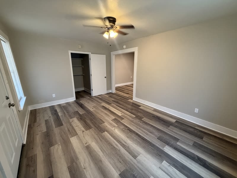 1111 North Holmes Street – photo 2