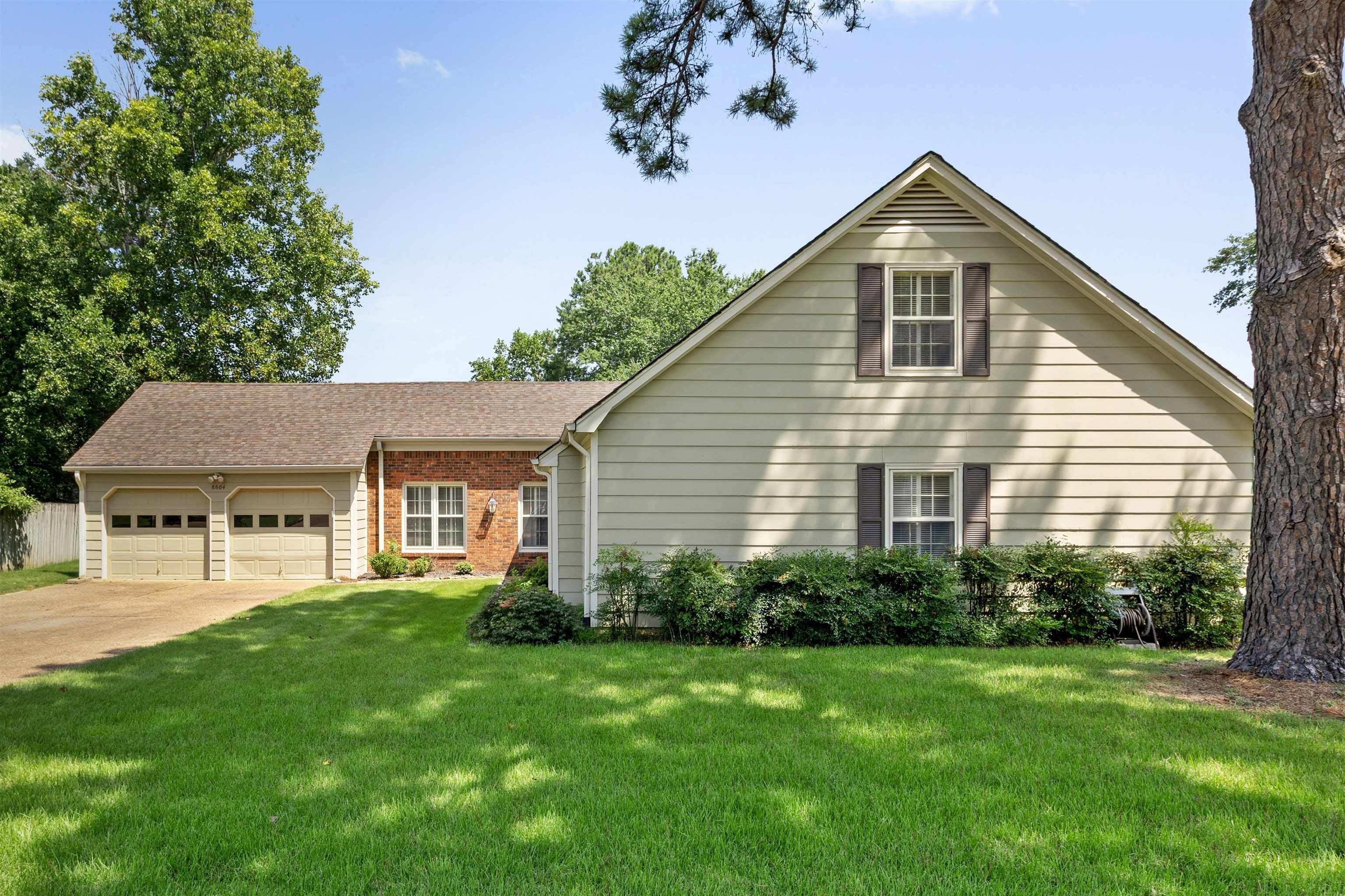 8604 SANDPOINT Dr – photo 1