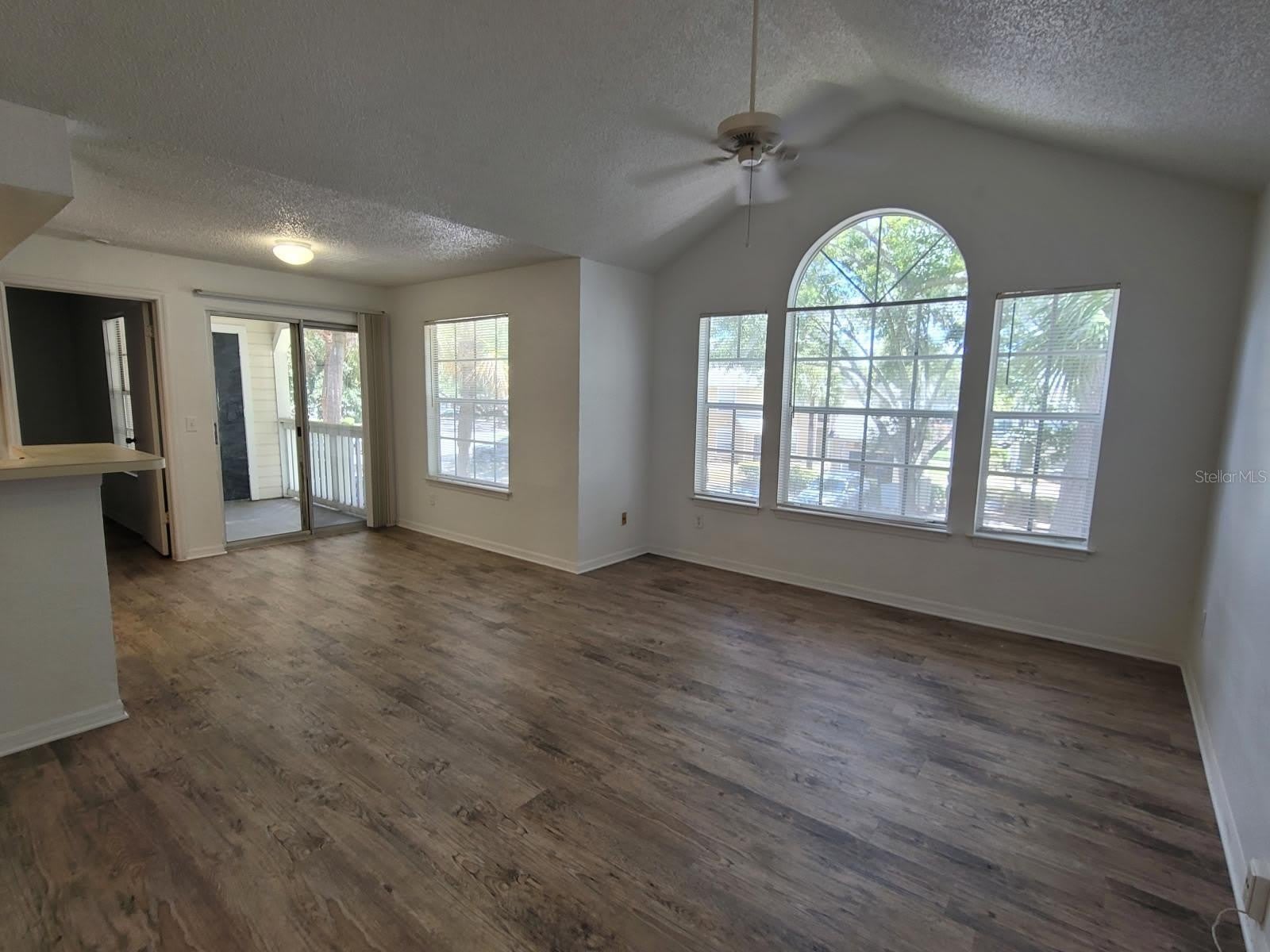 1021 S HIAWASSEE Road – photo 2