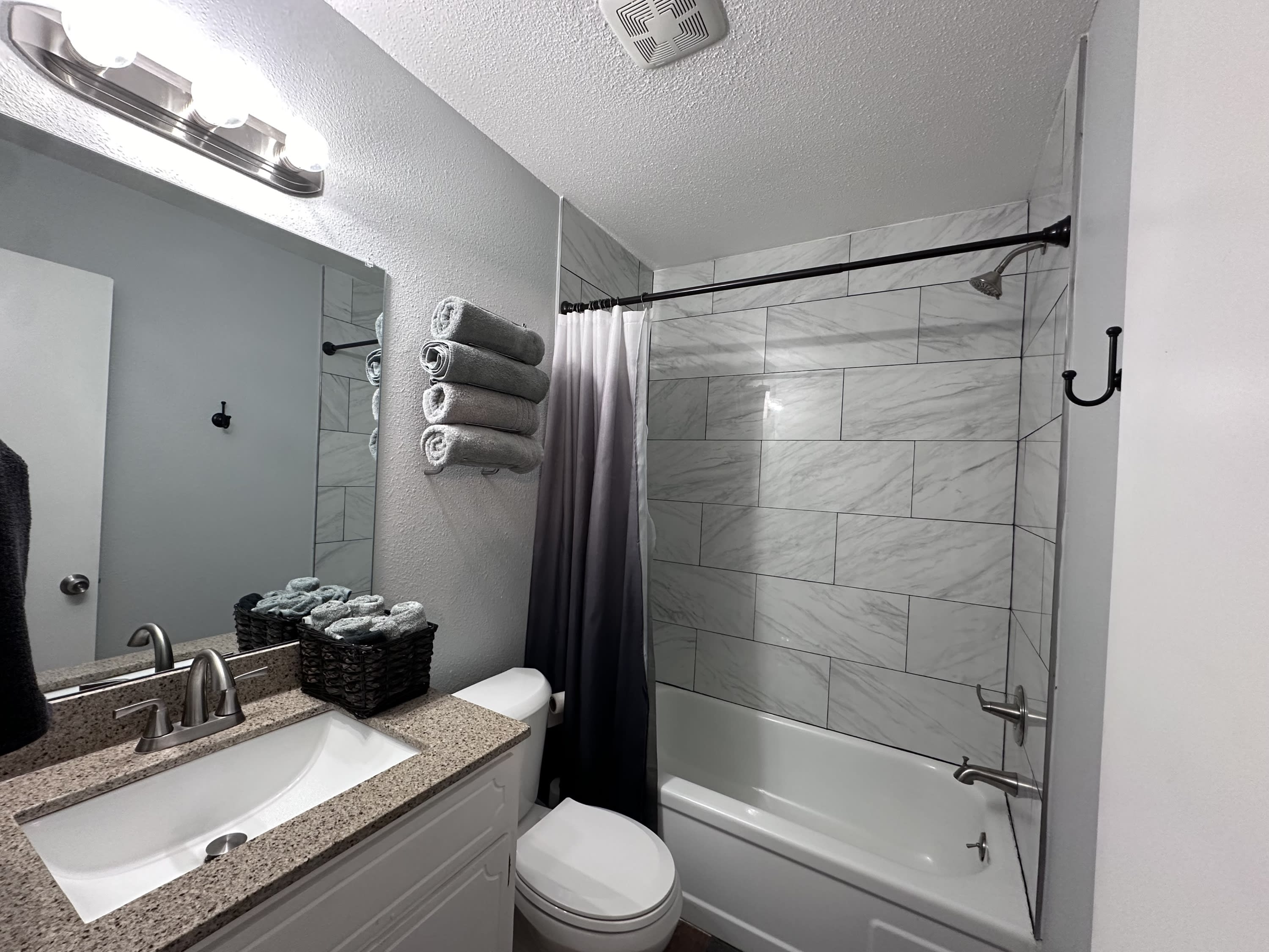 3802 Pine Street 3 – photo 5