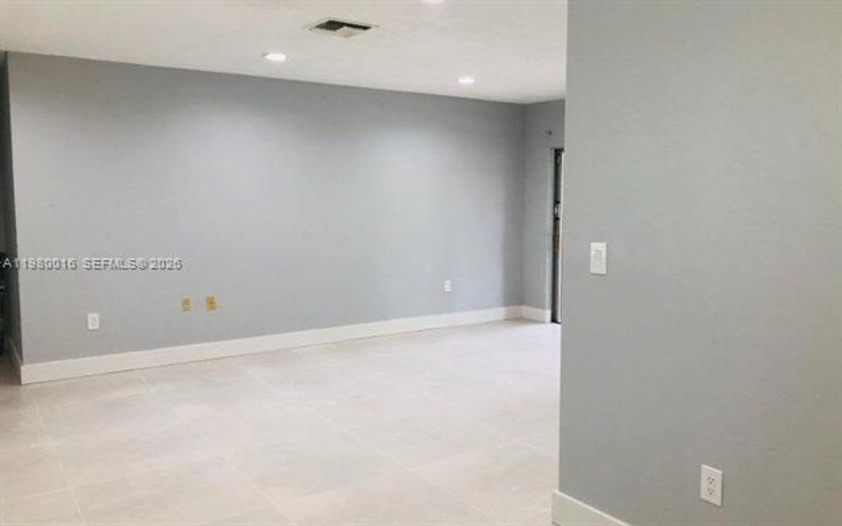 930 Benevento Ave Cu 930 Coral Gables Fl 33146 – photo 4