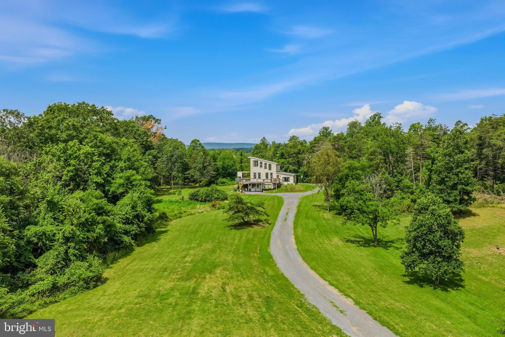 856 SPRIGGS Road – photo 4
