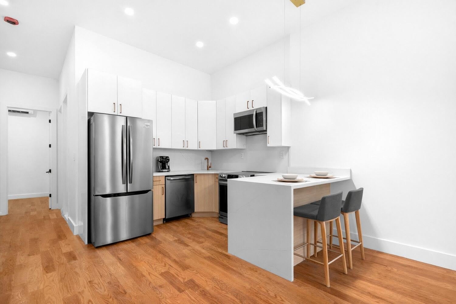 118 124TH Street – photo 2