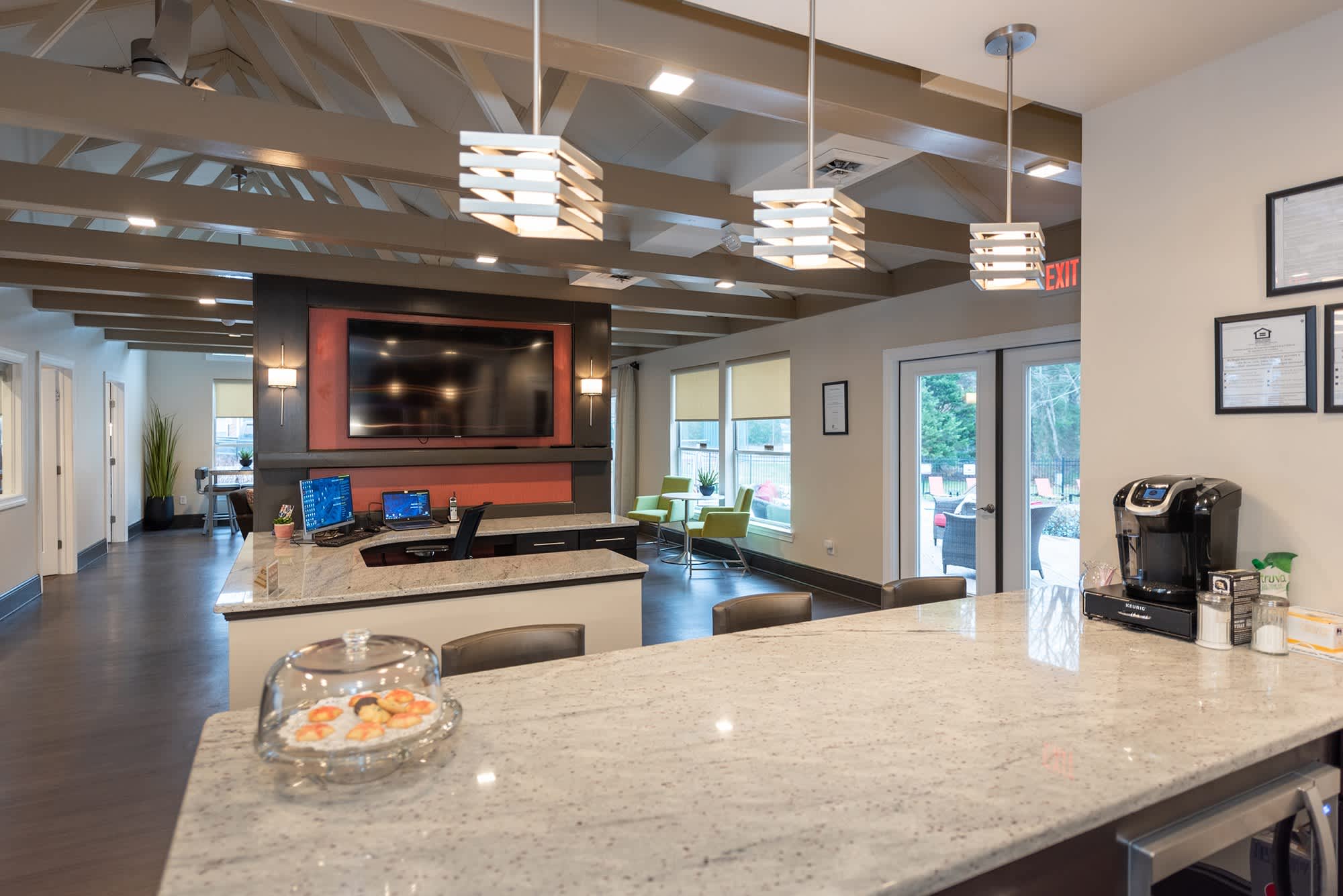 Hanover Crossing Apartments – photo 3