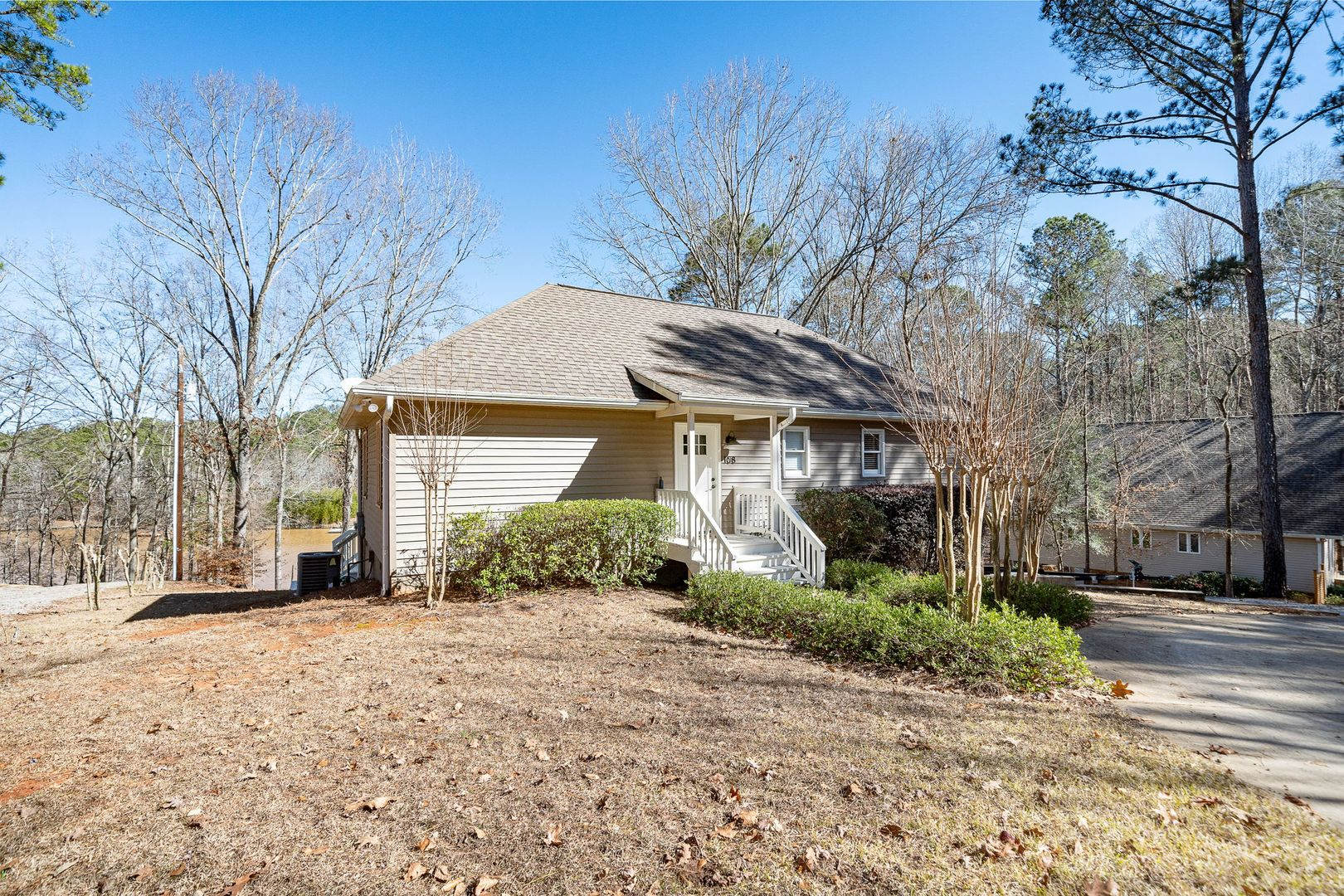 Lakefront Oconee Home – photo 5