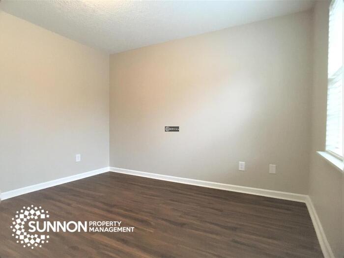 6439 Saint Bernard Way – photo 3