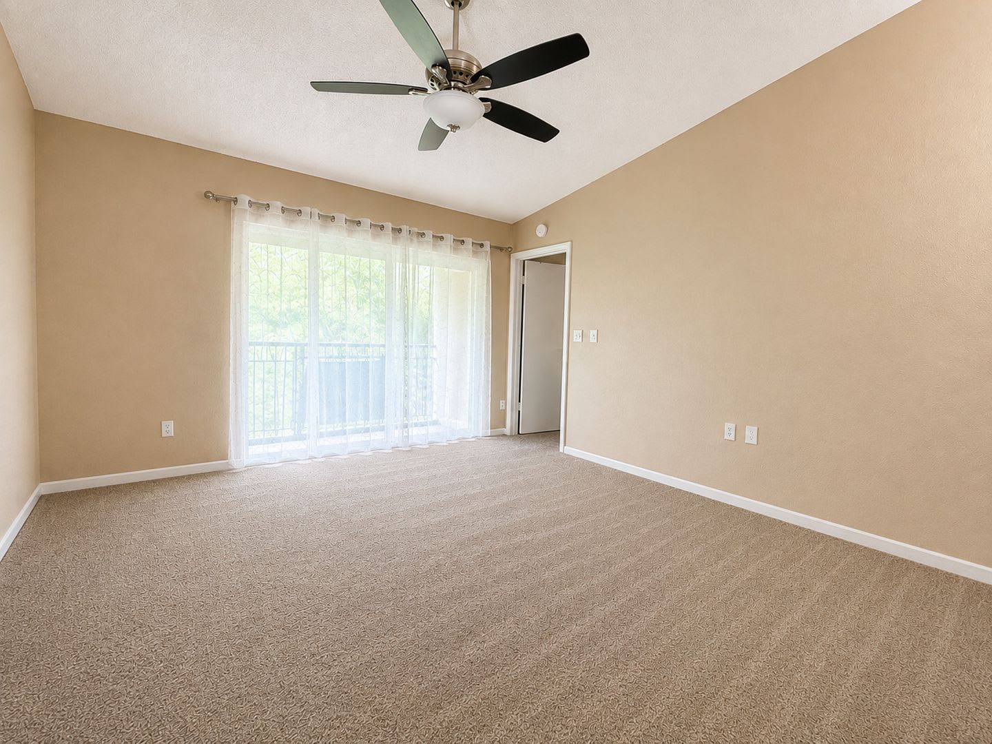 2700 Bayshore Boulevard 1Unit 512 – photo 4