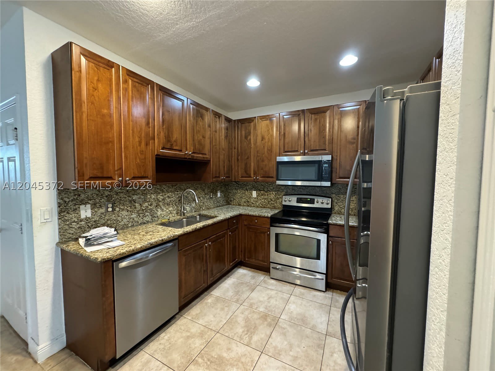 9763 Darlington Pl – photo 2