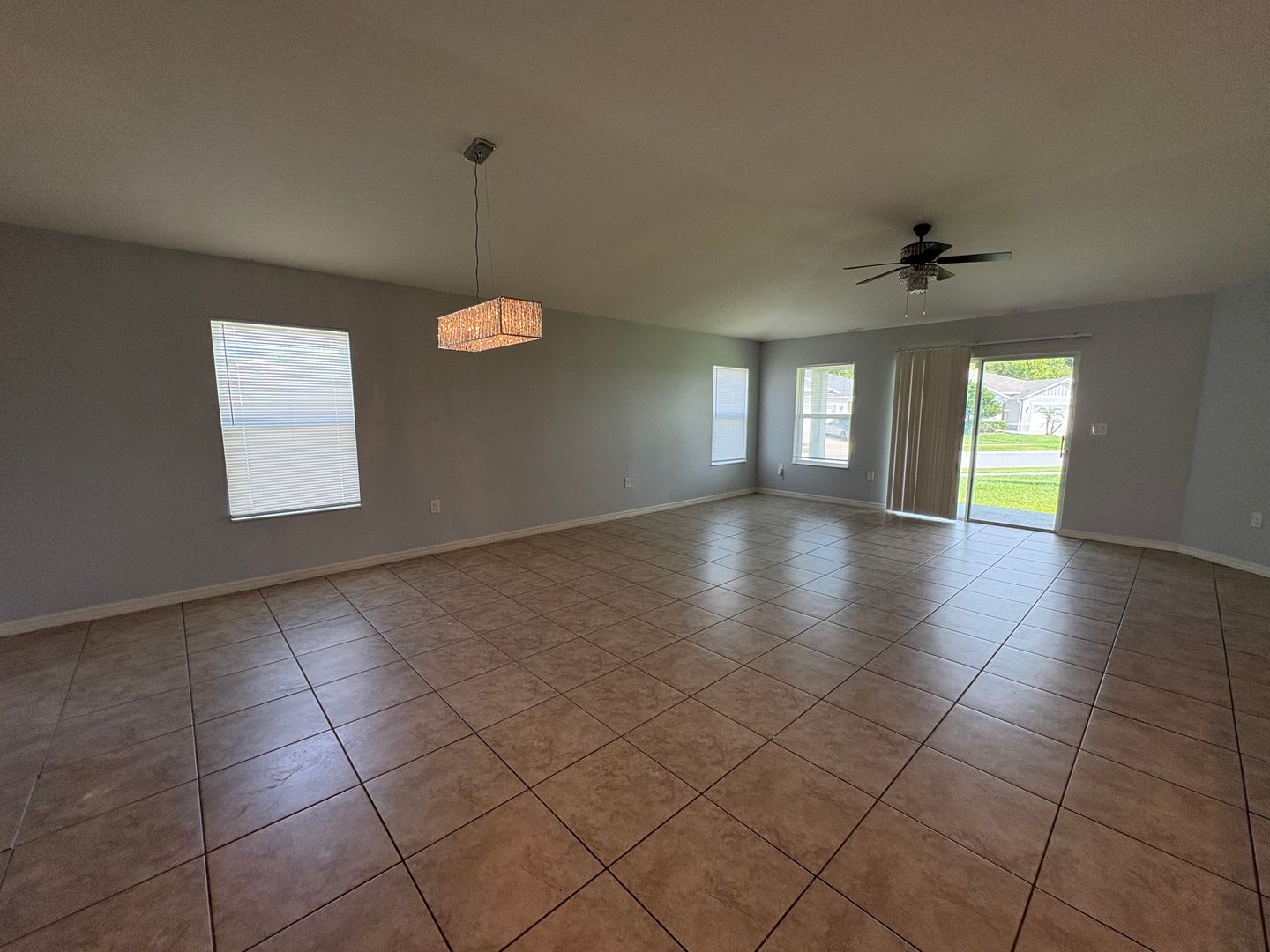 4bedroom 2bath home in ST Cloud – photo 3