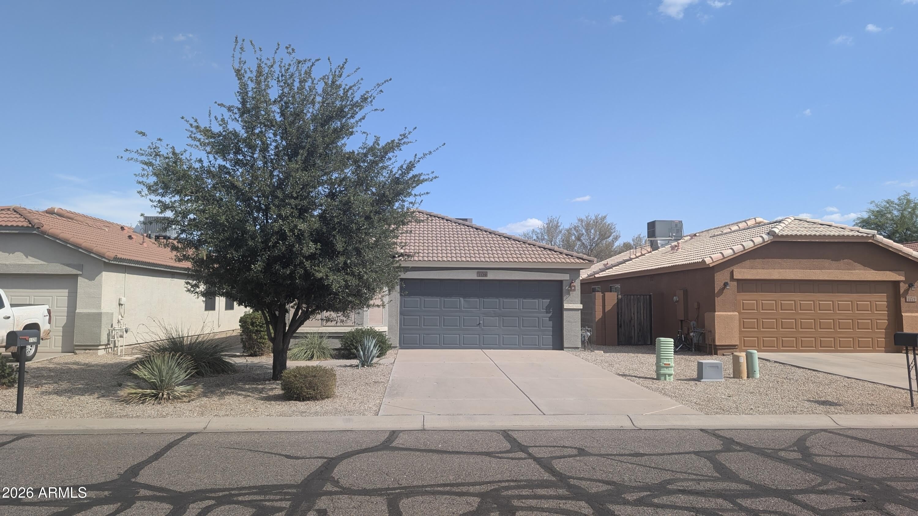 1129 E NARDINI Street – photo 1
