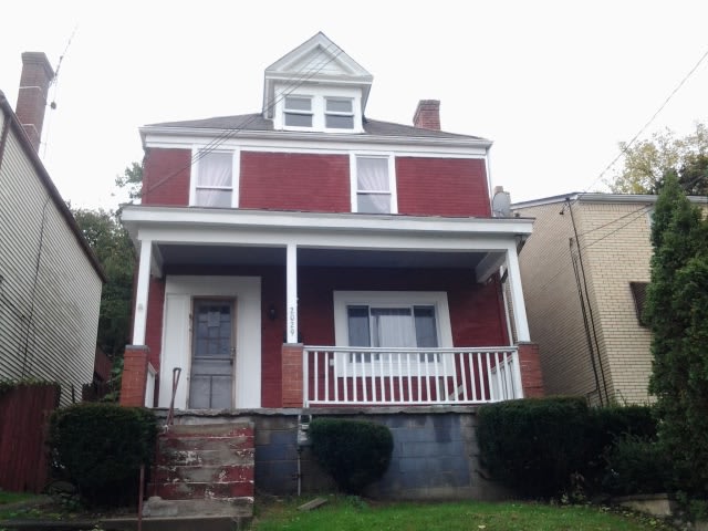 2029 Plainview Ave – photo 1
