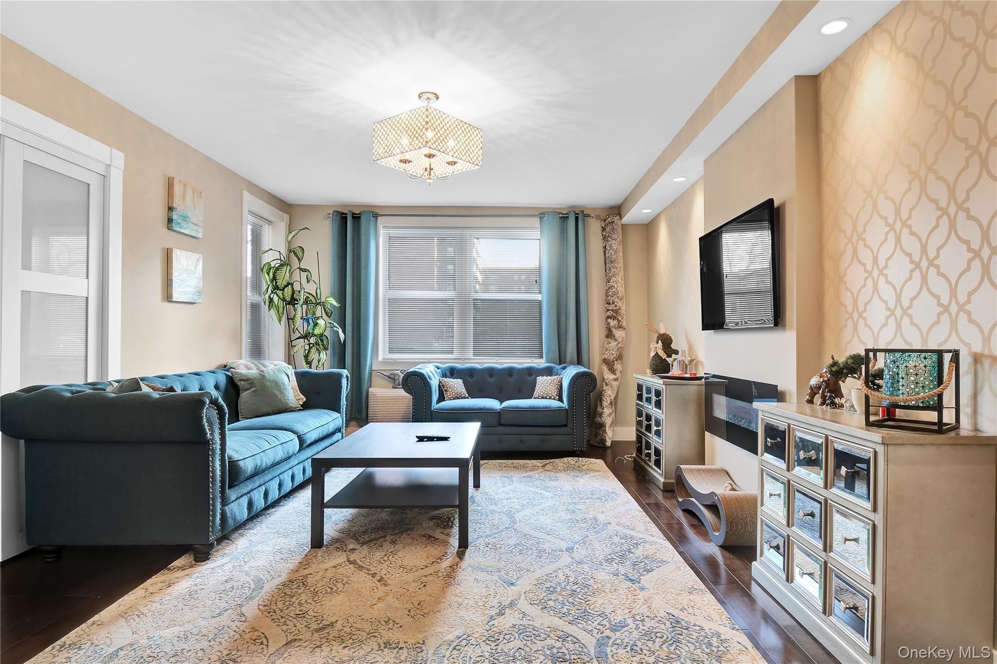 315 W 232nd Street – photo 4