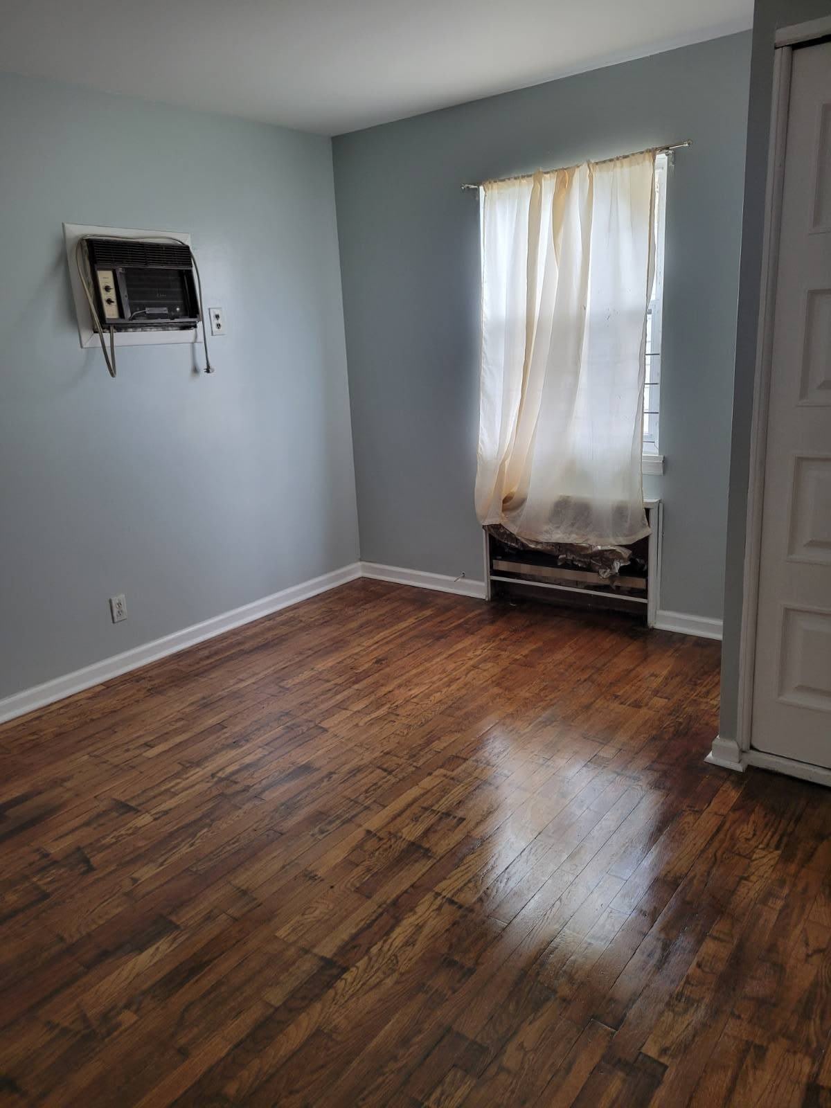 99 Washington Ave – photo 2