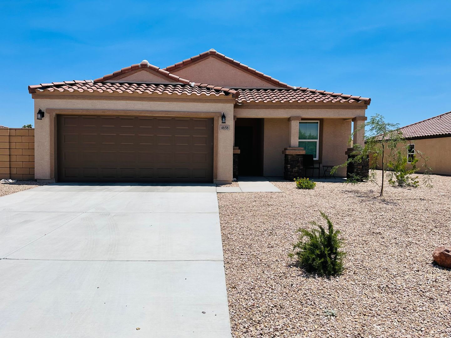 SHORT TERM Fully Furnished 3BD/2BA House for Rent Community Pool and Spa – photo 1
