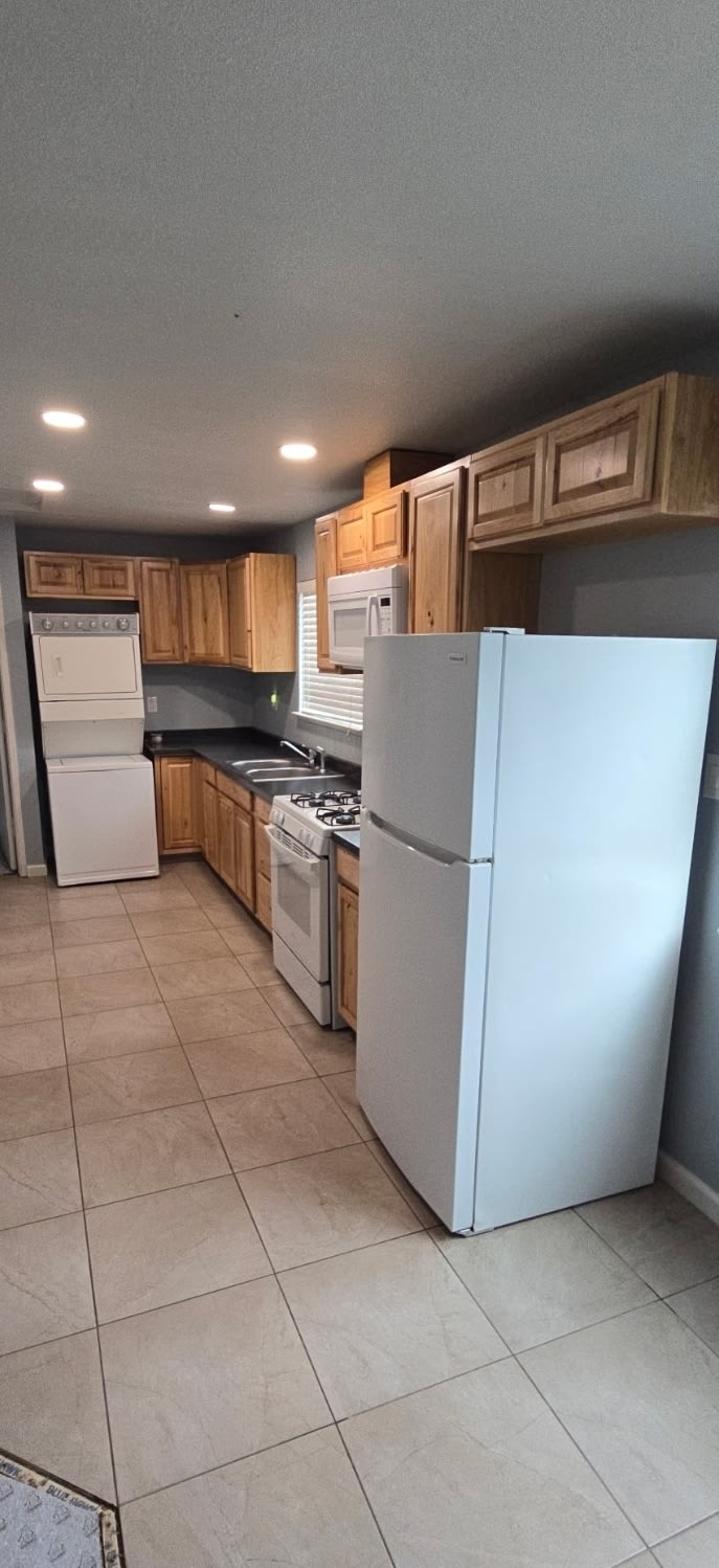 419 North Sierra Avenue – photo 1