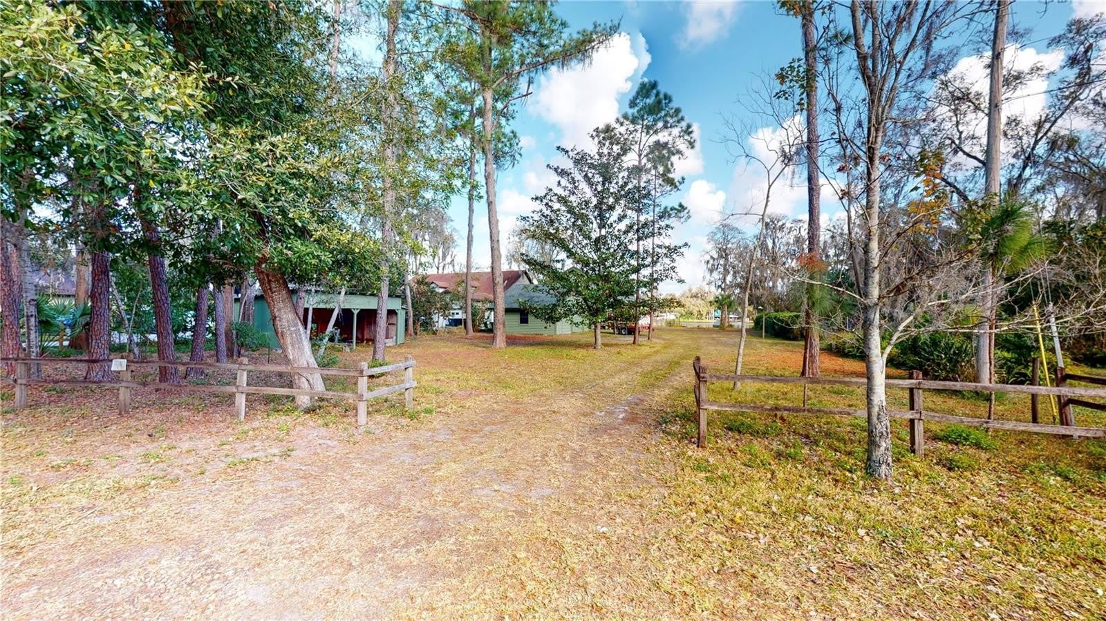 19803 READING Road – photo 3