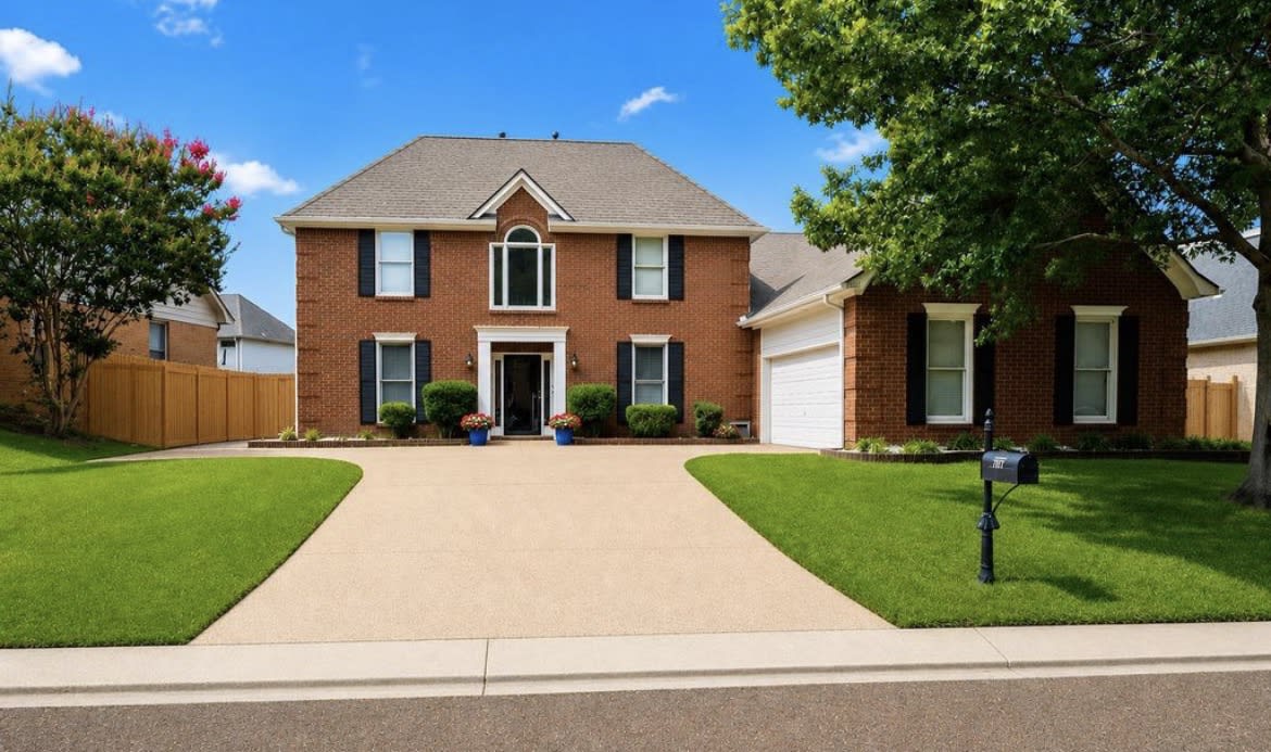 3911 Lighthouse Lane – photo 1