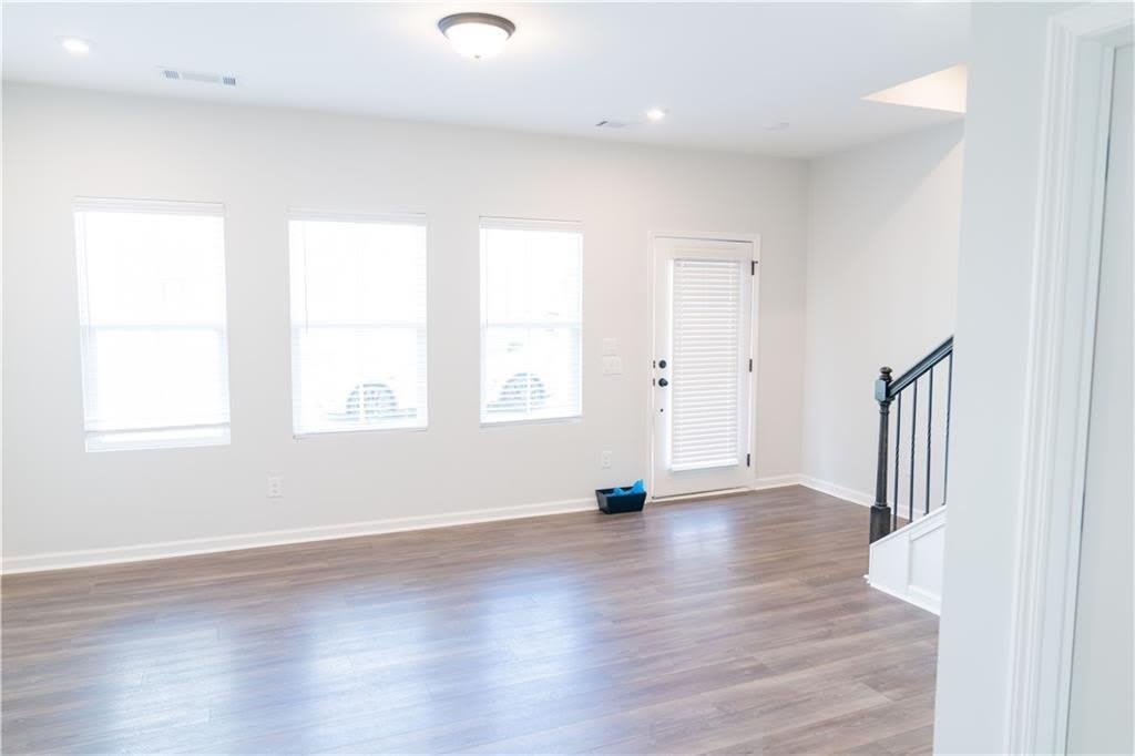 2675 Whistler Way NE – photo 3