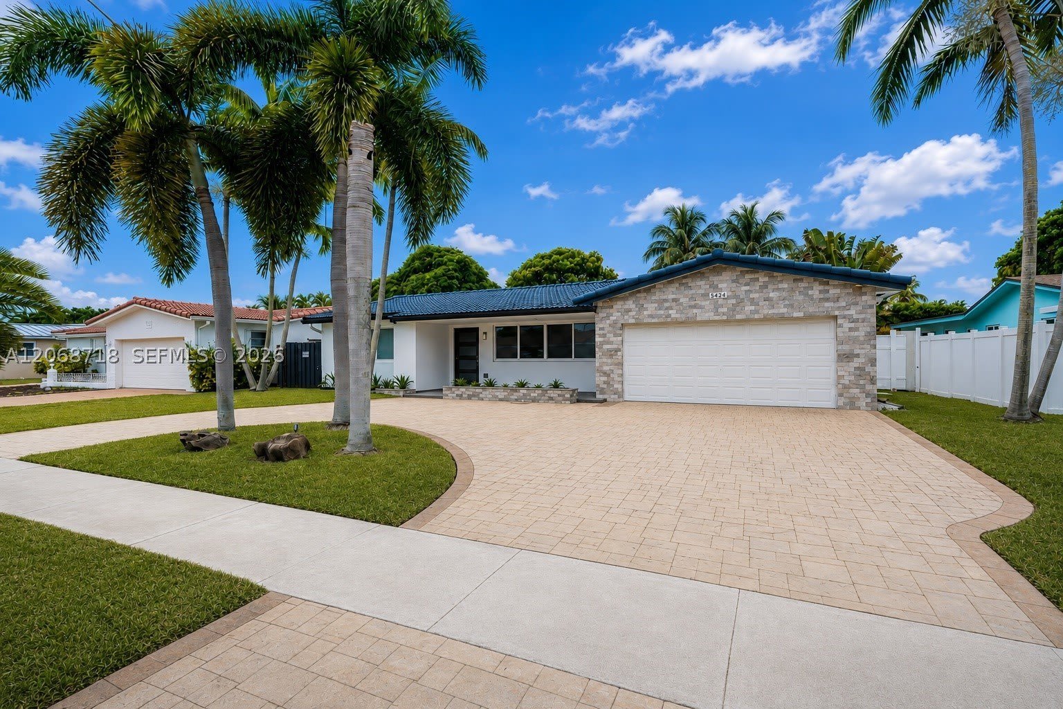 5424 Garfield St – photo 1