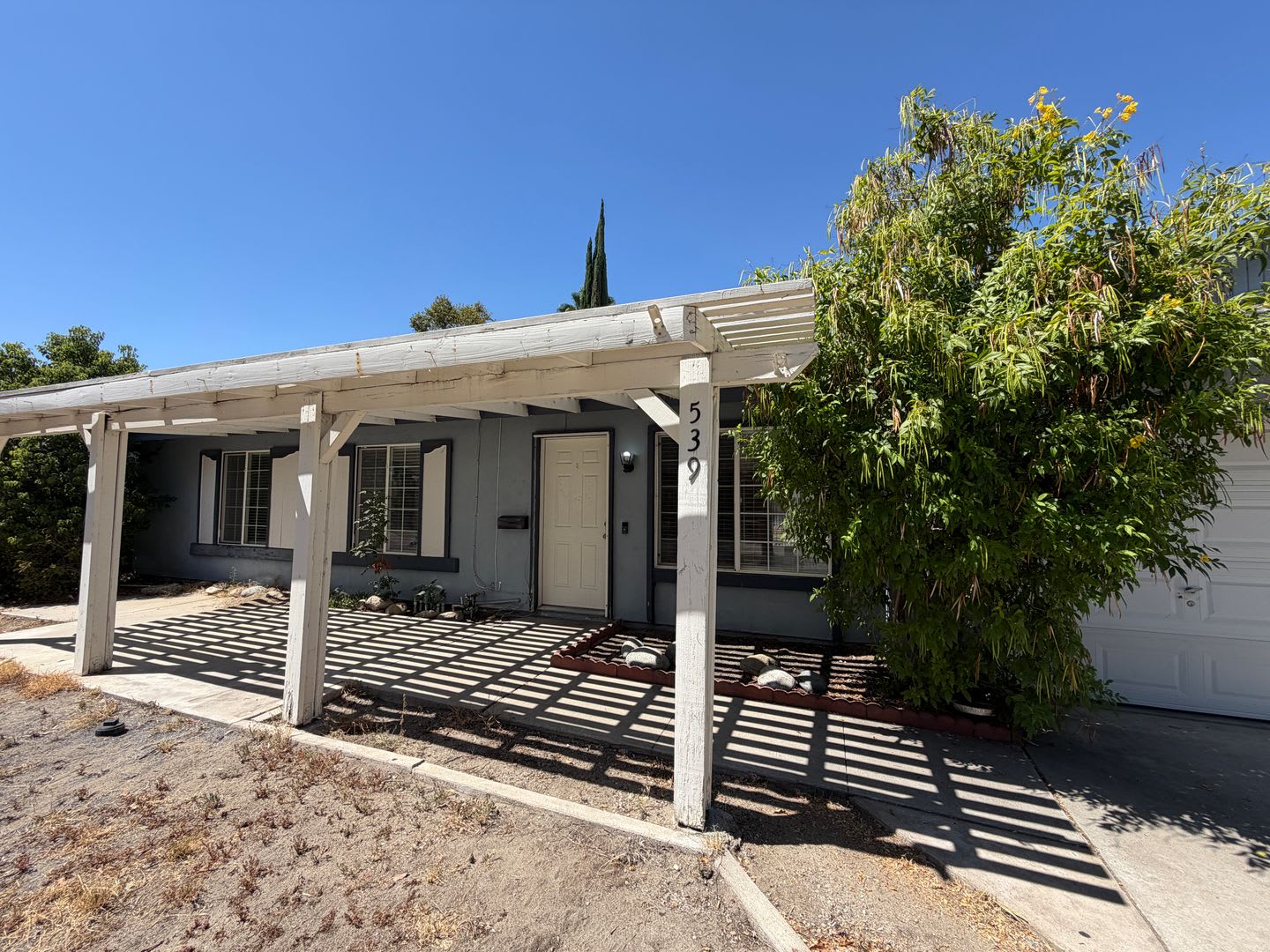 539 Hidalgo Ave. 4 Bed, 2 bath Home in Redlands! – photo 2