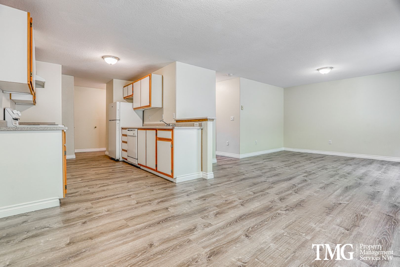 Third Avenue Apartments – photo 3