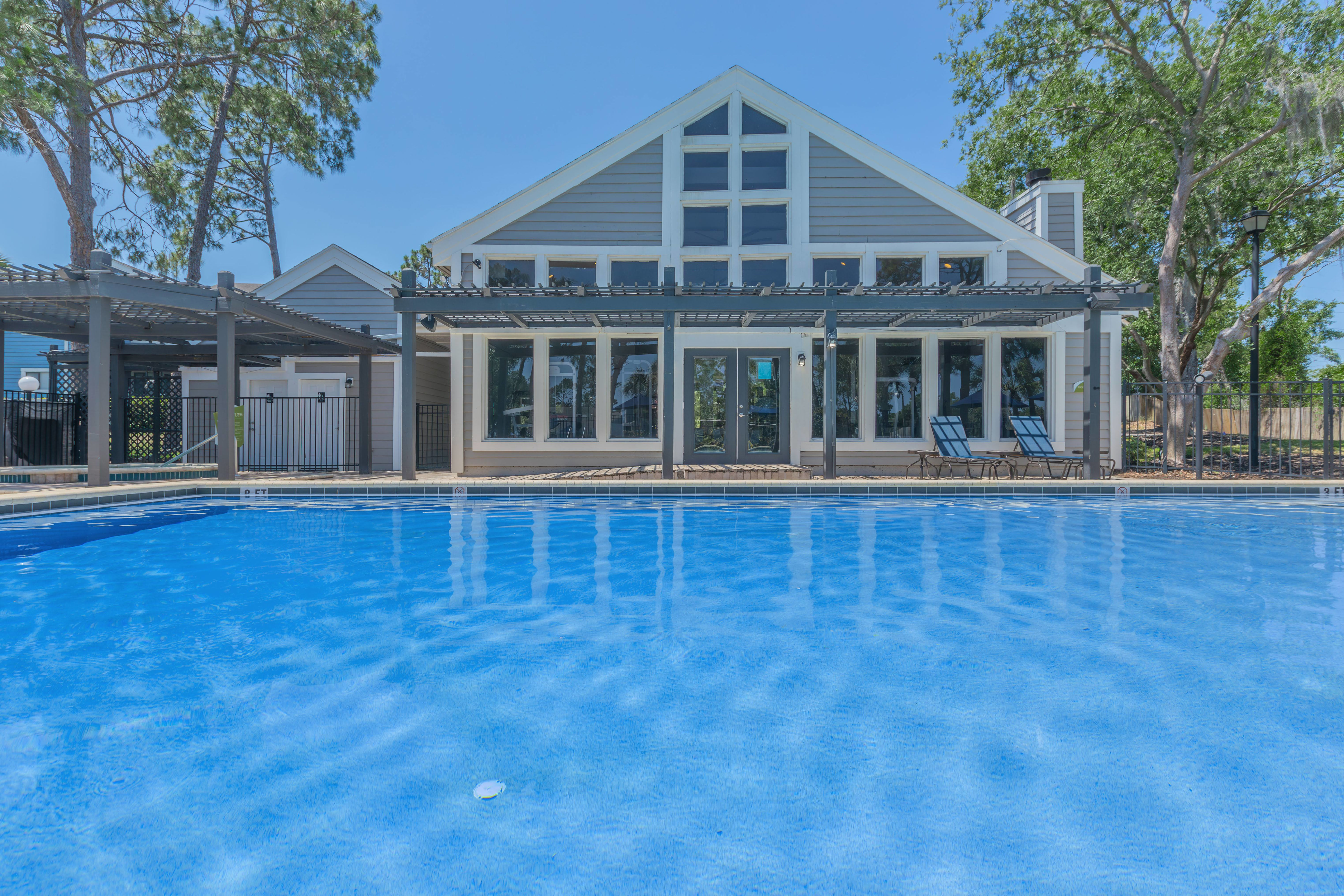 Verandahs at Hunt Club – photo 1
