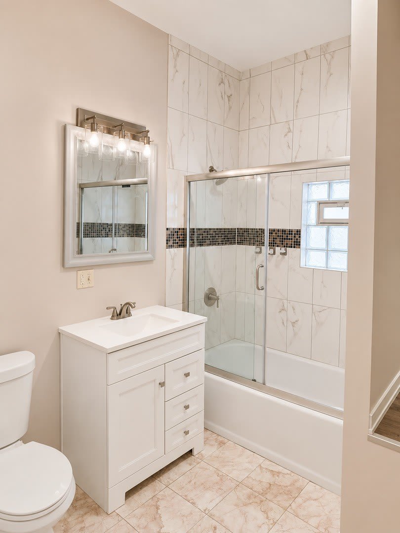 8443 S Green Street – photo 5