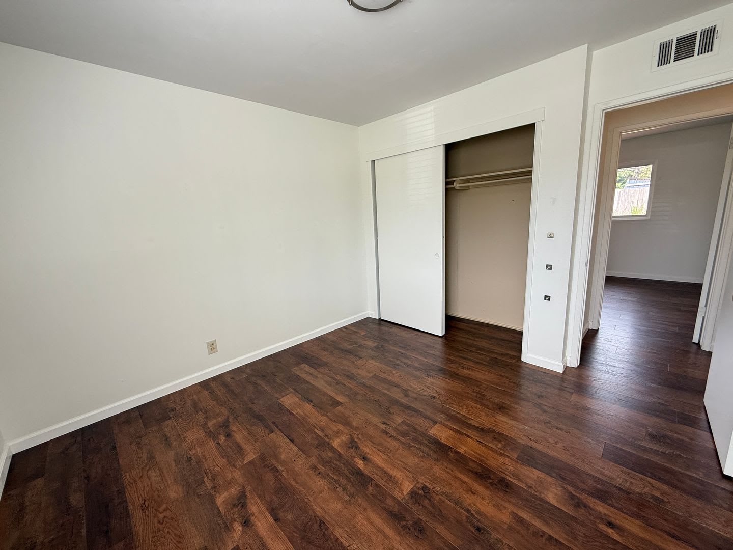 Cardiff 3 br one level large yard pet OK house – photo 5