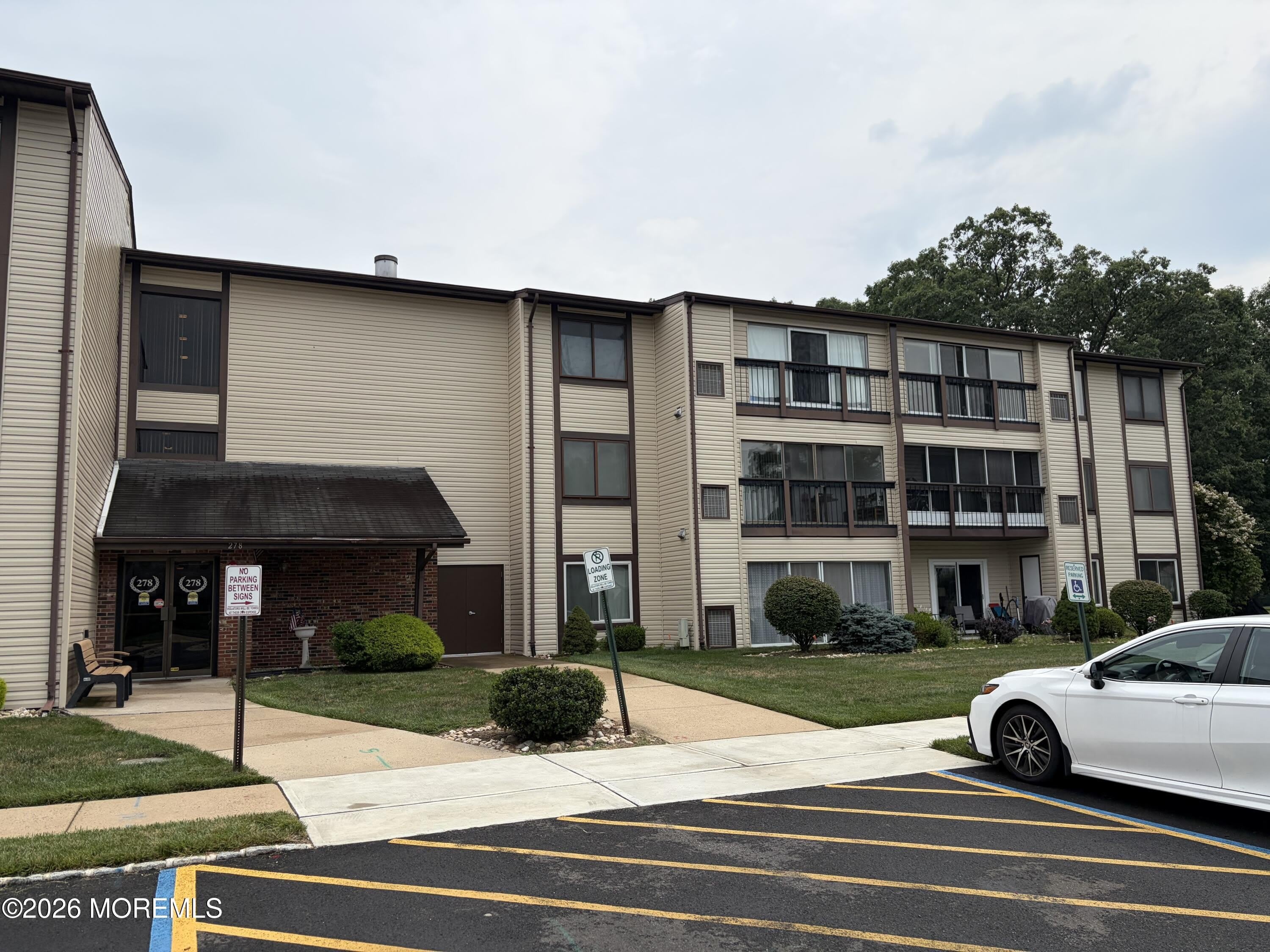 278 Crosse Drive – photo 4