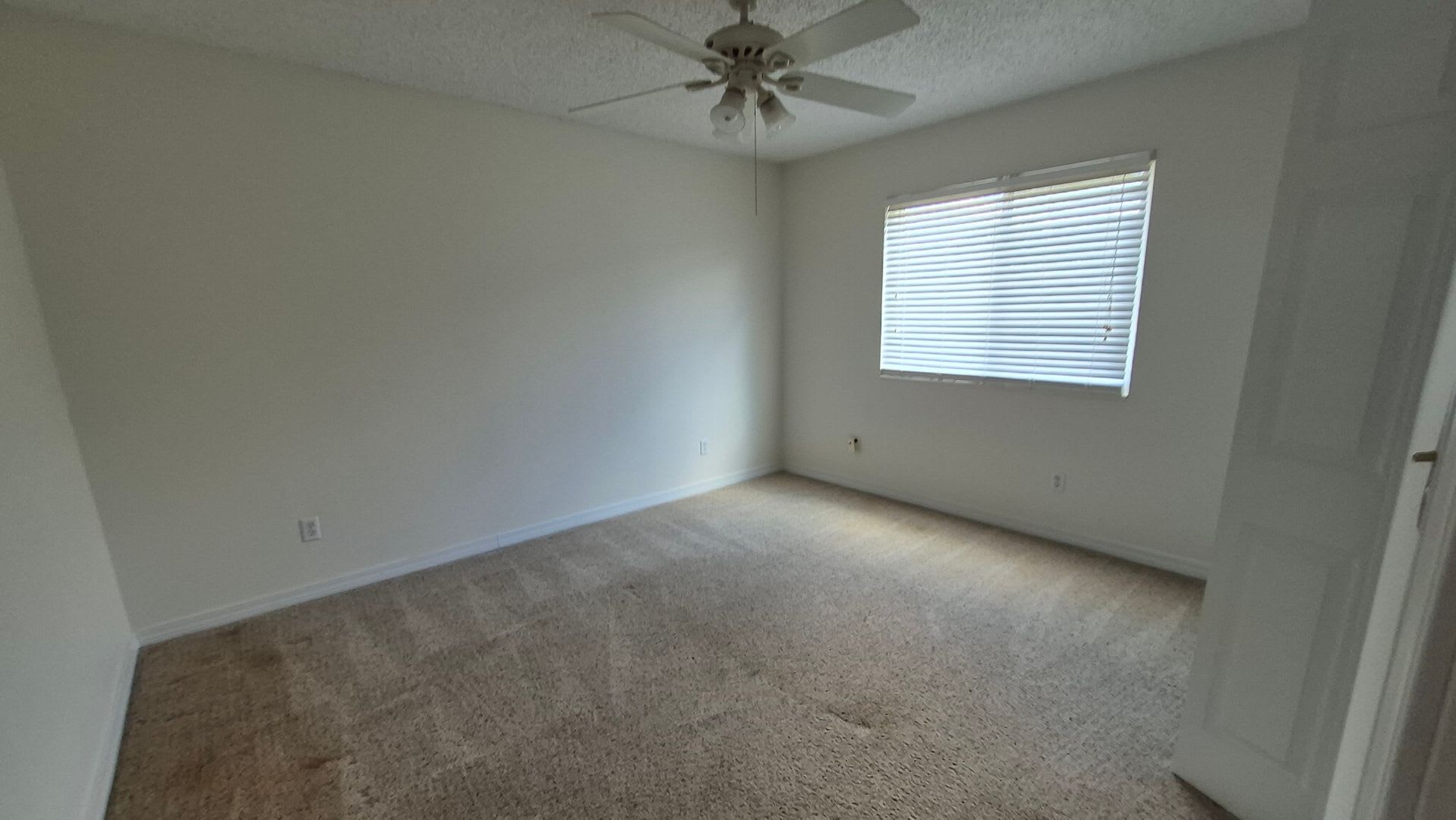 Fabulous 2 story home in Bay Meadows – photo 5